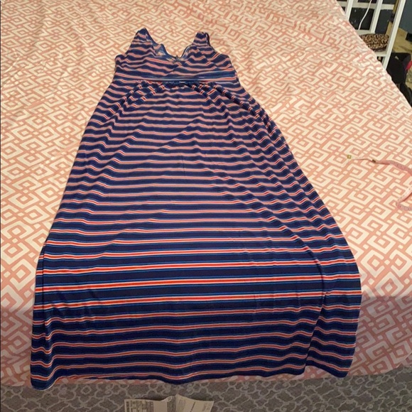 West Loop Maxi dress - Picture 3 of 6